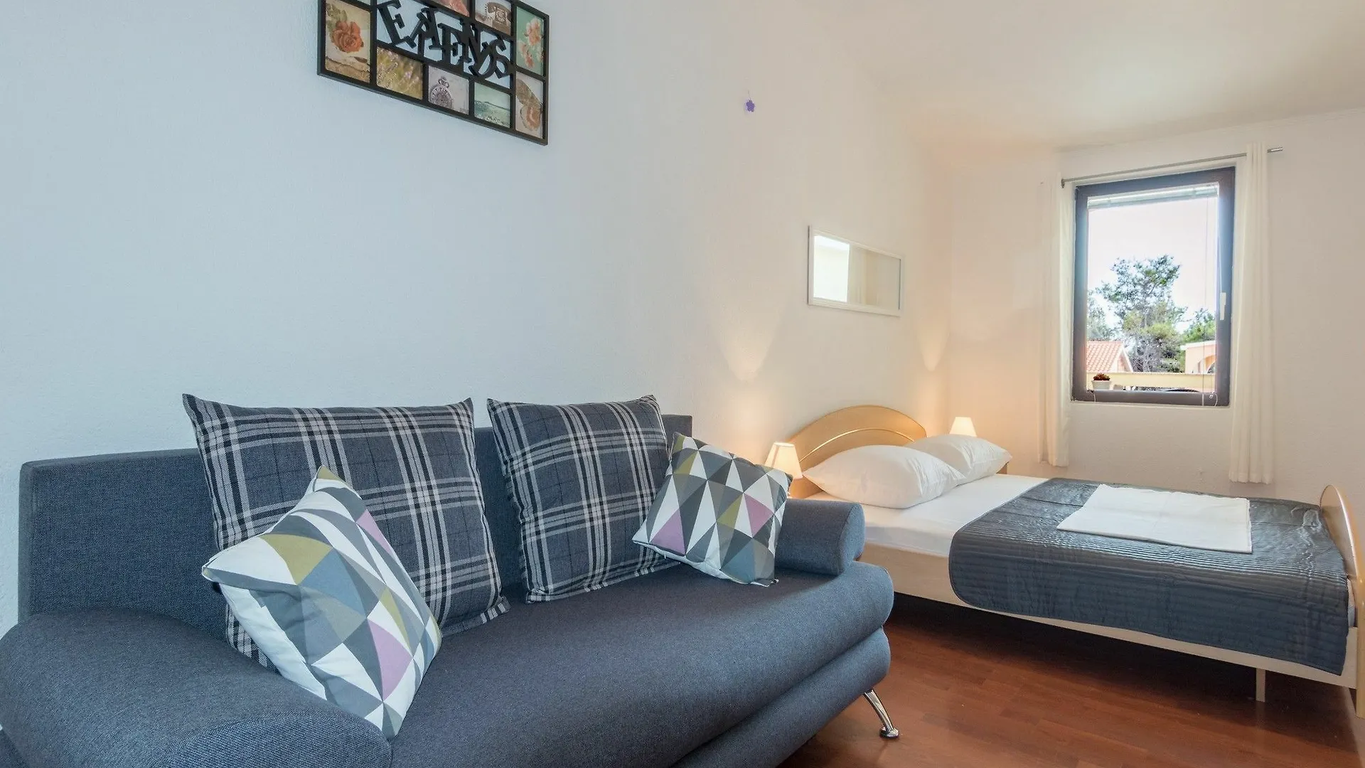 ויר Villa Karmen - Poolhouse